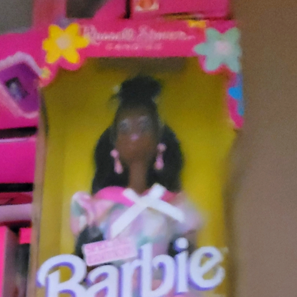 Mattel Russell Stover Candies Special Edition 1997 NRFB.